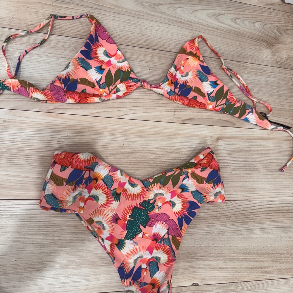 Floral Bikini Set Skatie